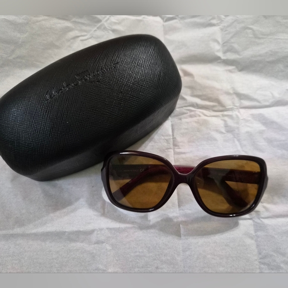 Salvatore Ferragamo - Picture 1 of 4